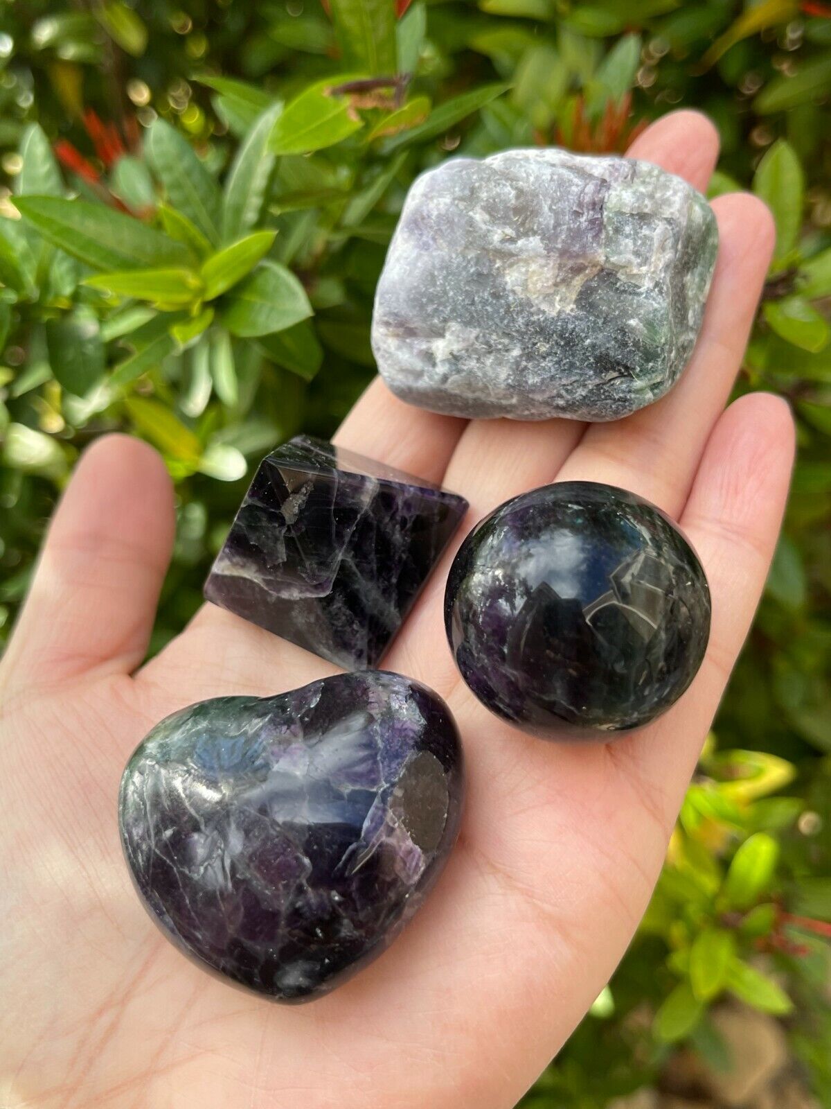Premium Gemstone Pop-Up Display – Black Tourmaline, Black Obsidian, Rose Quartz, and Rainbow Fluorite in 4 Shapes