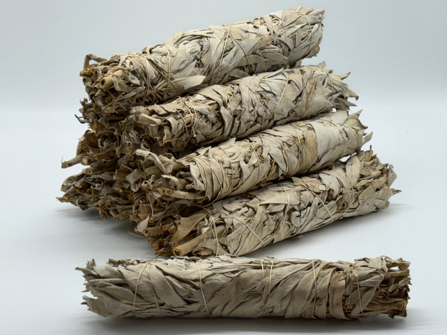 9" White Sage Smudge Stick – Extra Long California White Sage Smudge Bundles, Bulk Lot for Cleansing, Purifying, and Aromatherapy