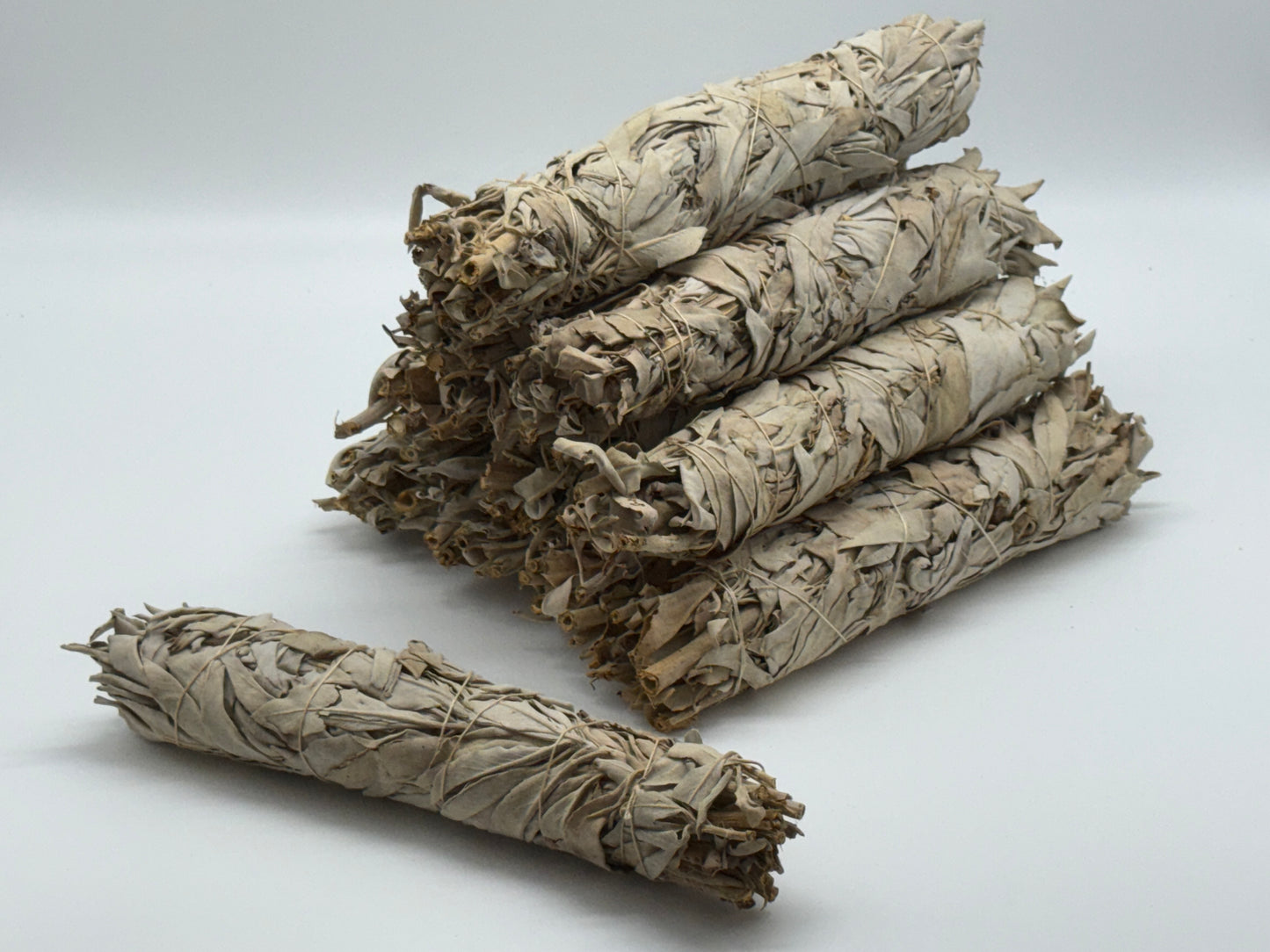 9" White Sage Smudge Stick – Extra Long California White Sage Smudge Bundles, Bulk Lot for Cleansing, Purifying, and Aromatherapy