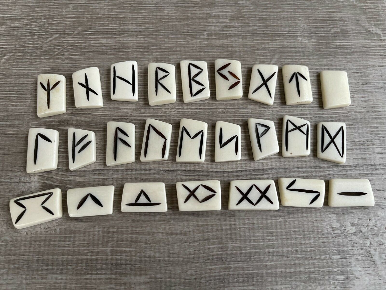 Set of 25 Bone Rune Stone, Elder Futhark,Meditation Gift – GAF Treasures