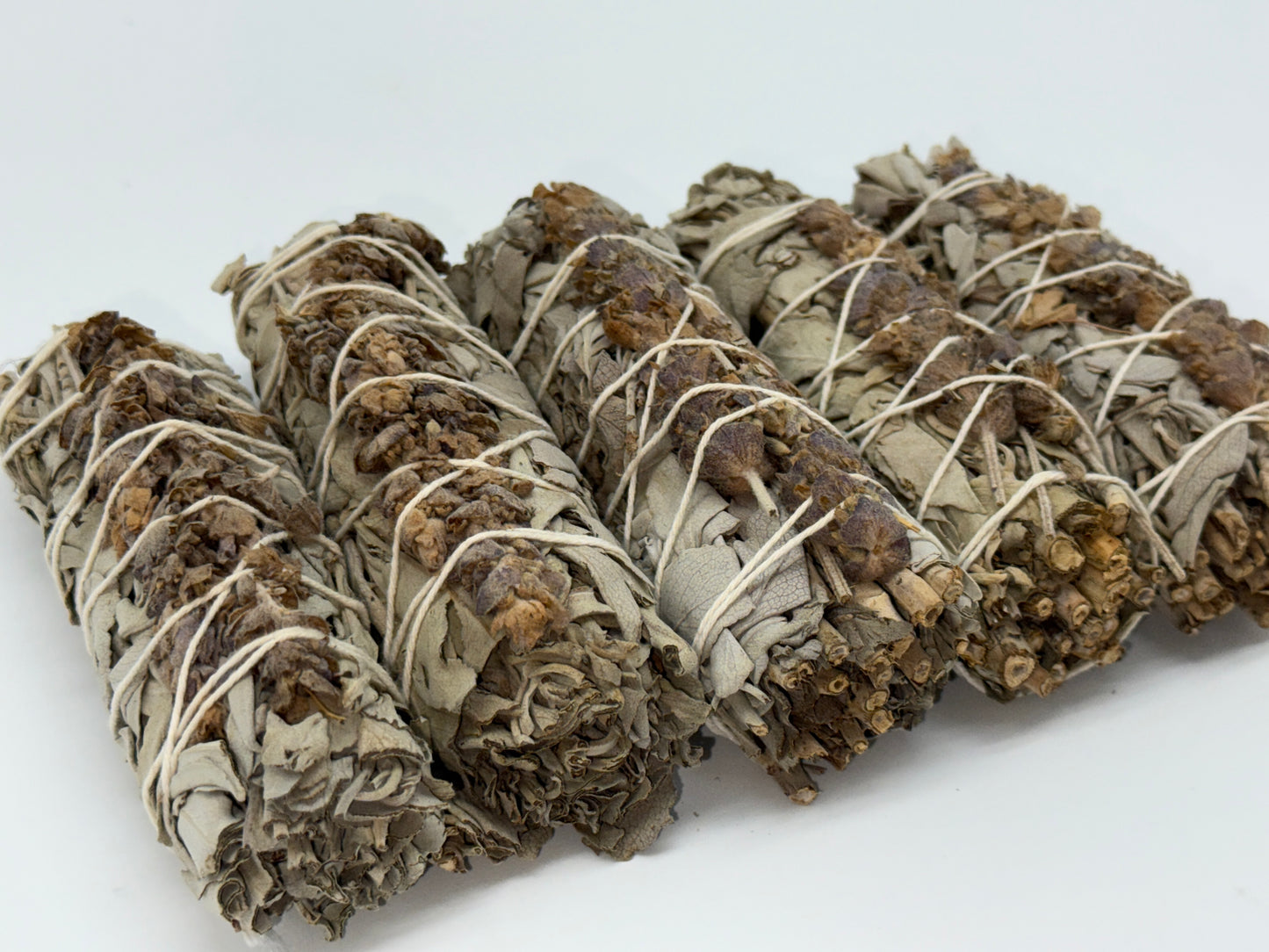 White Sage & Lavender Smudge Stick – 4" California White Sage Lavender Smudge Bundles, Bulk Lot for Cleansing & Relaxation