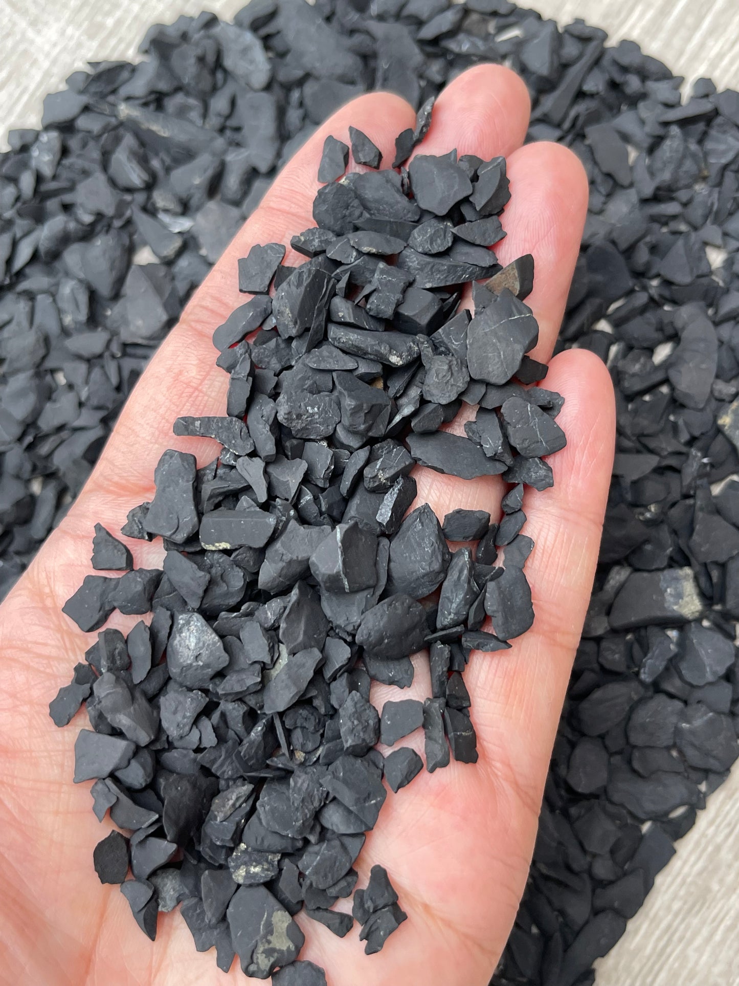 Grade A++ Shungite Rough Semi Chips 5-18 mm, Natural Shungite Crystal Mini Chips