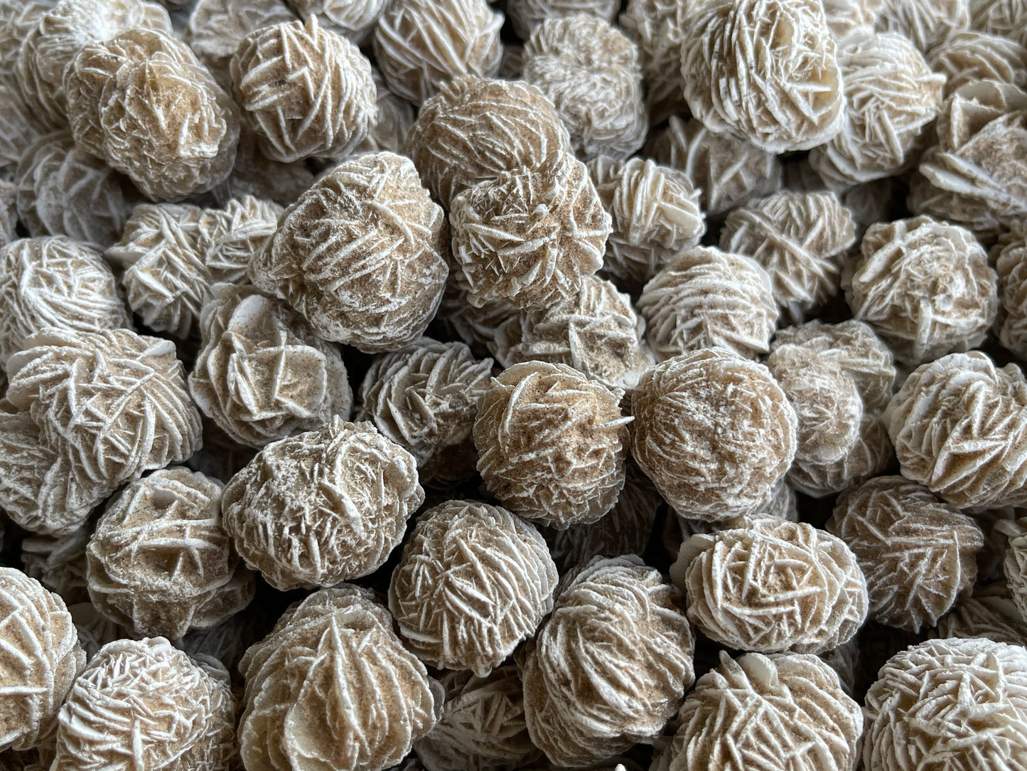 Wholesale Raw Crystal Stones, Natural Rough Stones, More Than 40+ Type to choose