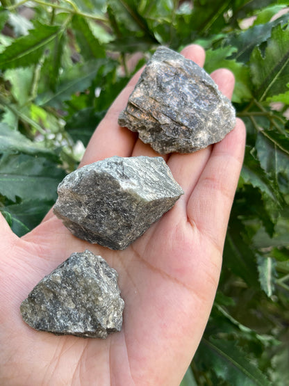 Labradorite Raw Natural Stone, 1"-2" Rough Labradorite, Wholesale Lot