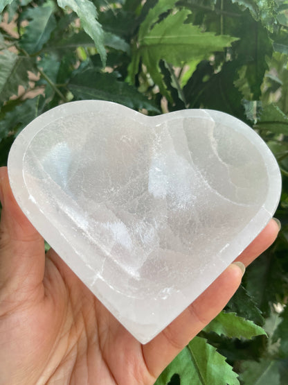 Heart-Shaped Selenite Bowl 4–4.25" – Polished Crystal Charging Bowl, Healing & Cleansing Stone Dish
