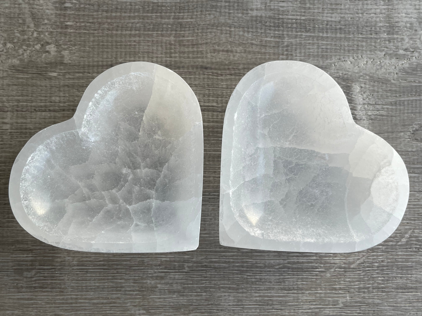 Heart-Shaped Selenite Bowl 4–4.25" – Polished Crystal Charging Bowl, Healing & Cleansing Stone Dish