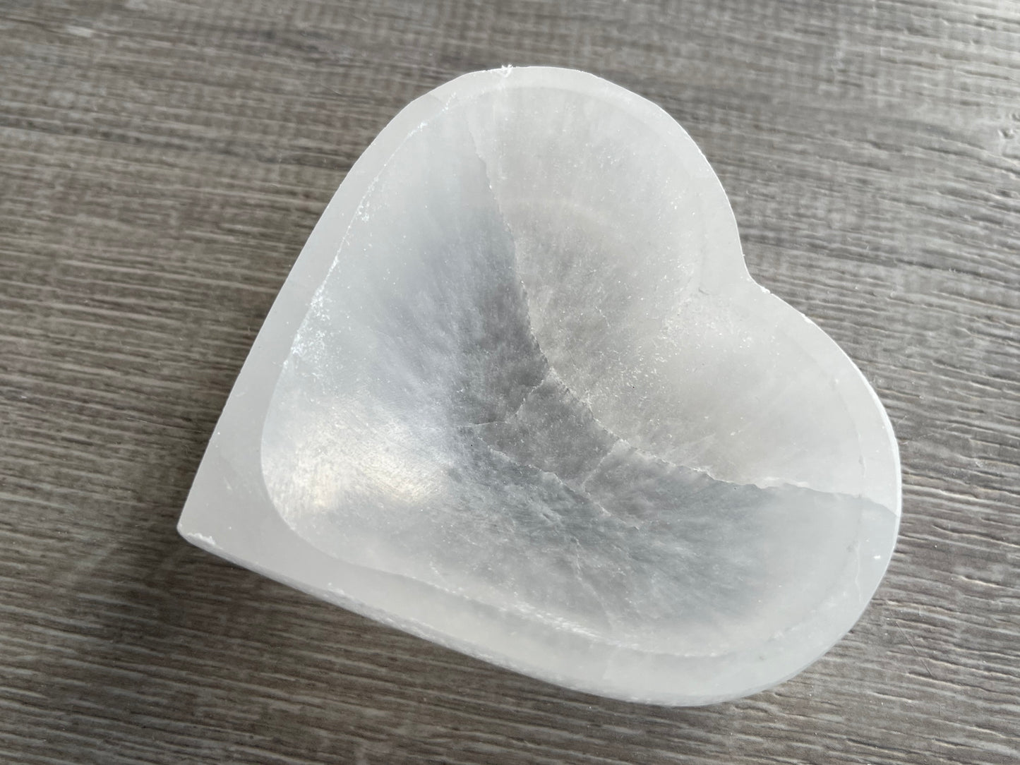 Heart-Shaped Selenite Bowl 4–4.25" – Polished Crystal Charging Bowl, Healing & Cleansing Stone Dish