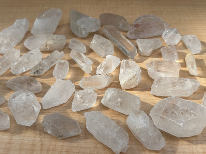 Natural Clear Quartz Crystal Points 1 to 3 Inches, Wholesale Bulk Lot