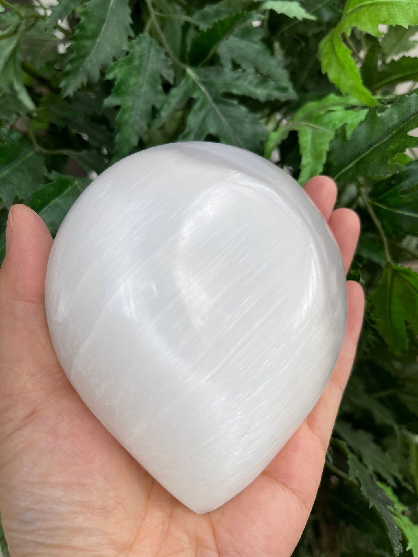 Selenite Teardrop Bowl – 4.5" White Polished Selenite Drop Dish | Crystal Cleansing, Charging & Healing Bowl