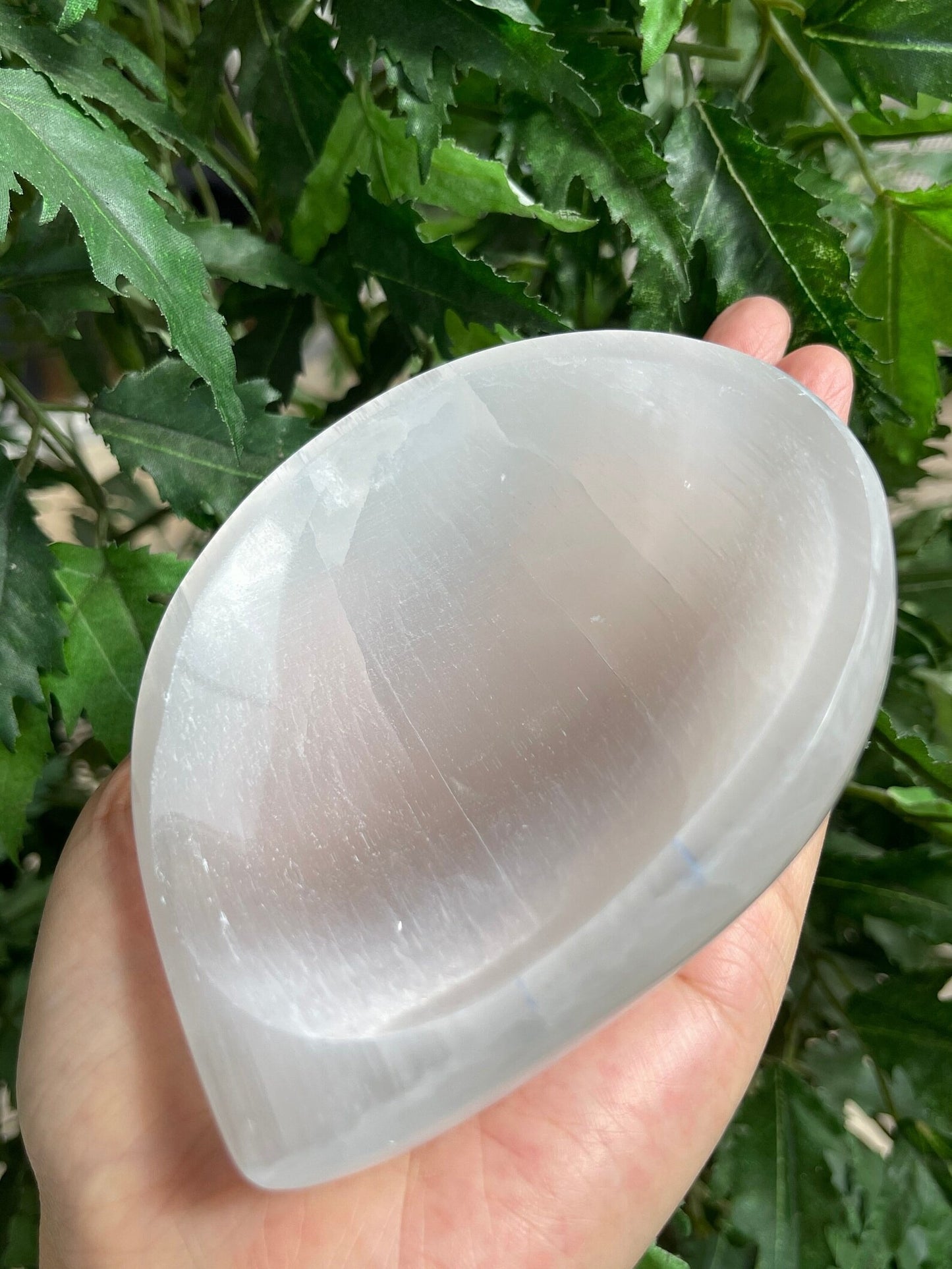 Selenite Teardrop Bowl – 4.5" White Polished Selenite Drop Dish | Crystal Cleansing, Charging & Healing Bowl