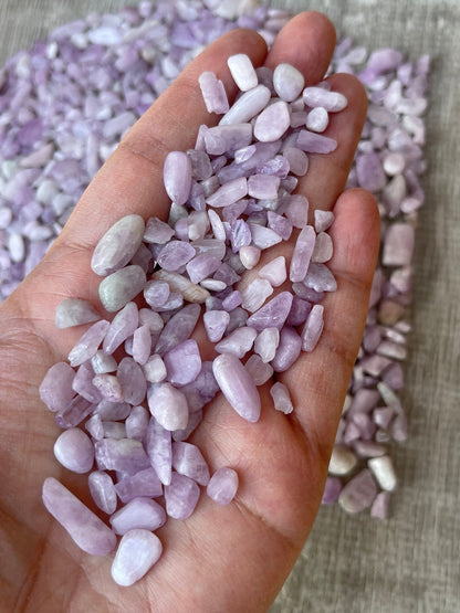 Grade A++ Kunzite Semi Tumbled Gemstone Mini Chips 3 - 8 mm, Wholesale Bulk Lot