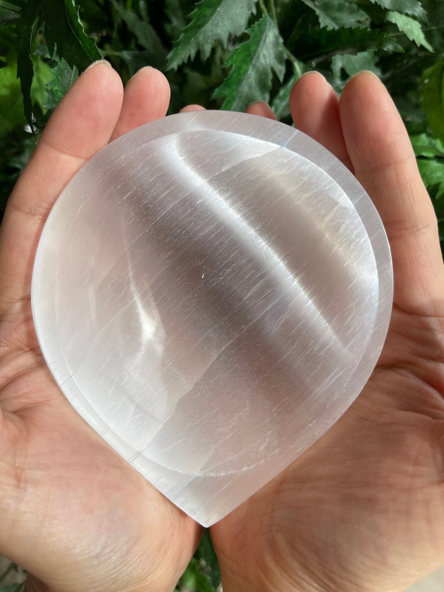 Selenite Teardrop Bowl – 4.5" White Polished Selenite Drop Dish | Crystal Cleansing, Charging & Healing Bowl