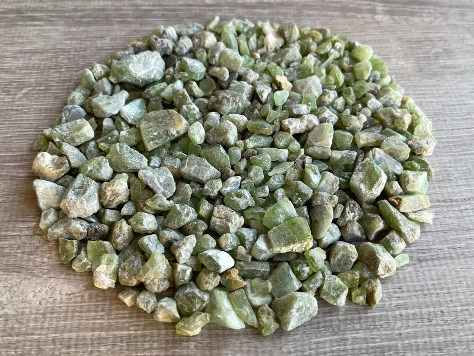 Raw Peridot, 5-18 mm Peridot Rough Crystal, Natural Peridot Stone, Peridot Chunk