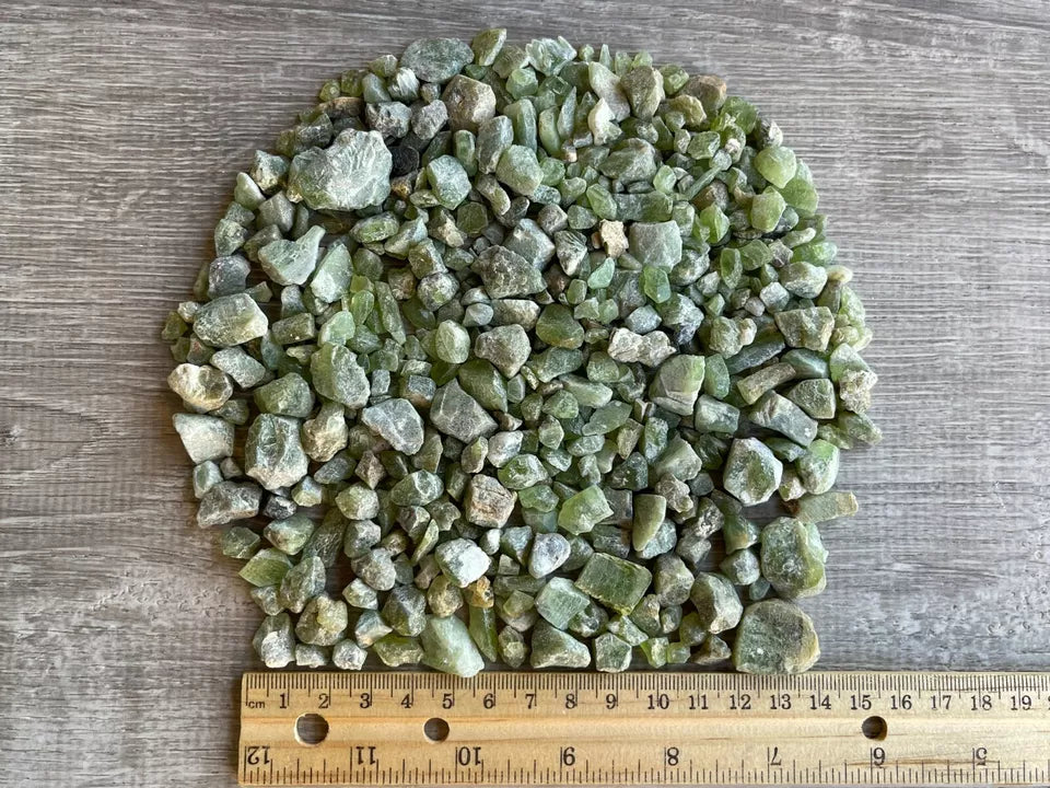 Raw Peridot, 5-18 mm Peridot Rough Crystal, Natural Peridot Stone, Peridot Chunk